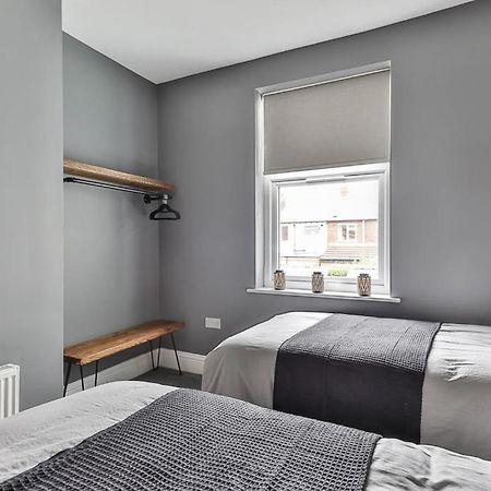 Luxury Spacious Pad With Games Room Sheffield Eksteriør billede